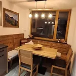 Alter Hannelerhof Mutters